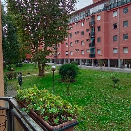 Pm 50 Via Pietro Boifava Guest House Milano Esterno foto